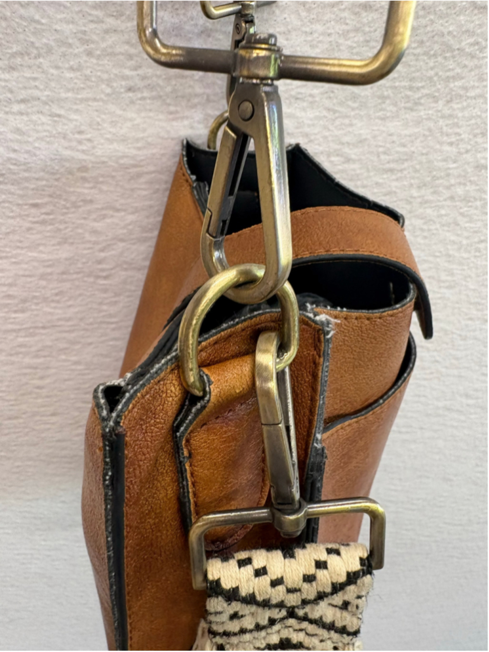The Sak Brown Crossbody Bag Woven Strap Tassel Boho Small Purse - Picture 8 of 14